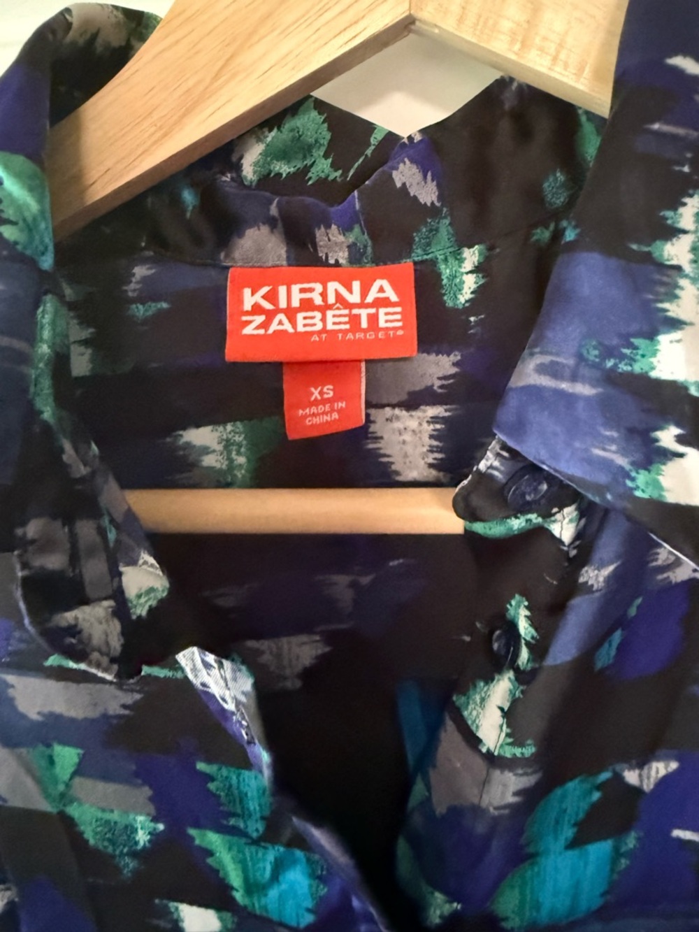 Kirna Zabete x Target Chiffon Button-Up Tunic Blouse Abstract - Picture 3 of 7